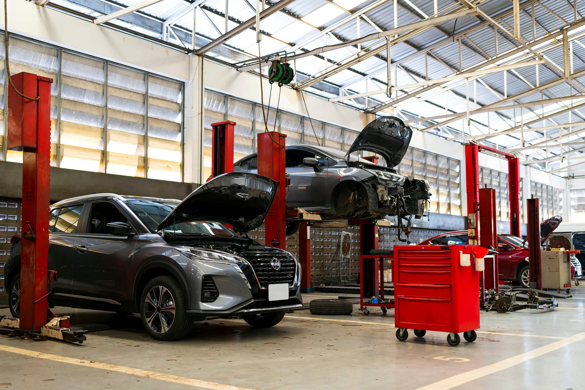 Auto repair shop equipment financed by Trust Alliance Capital