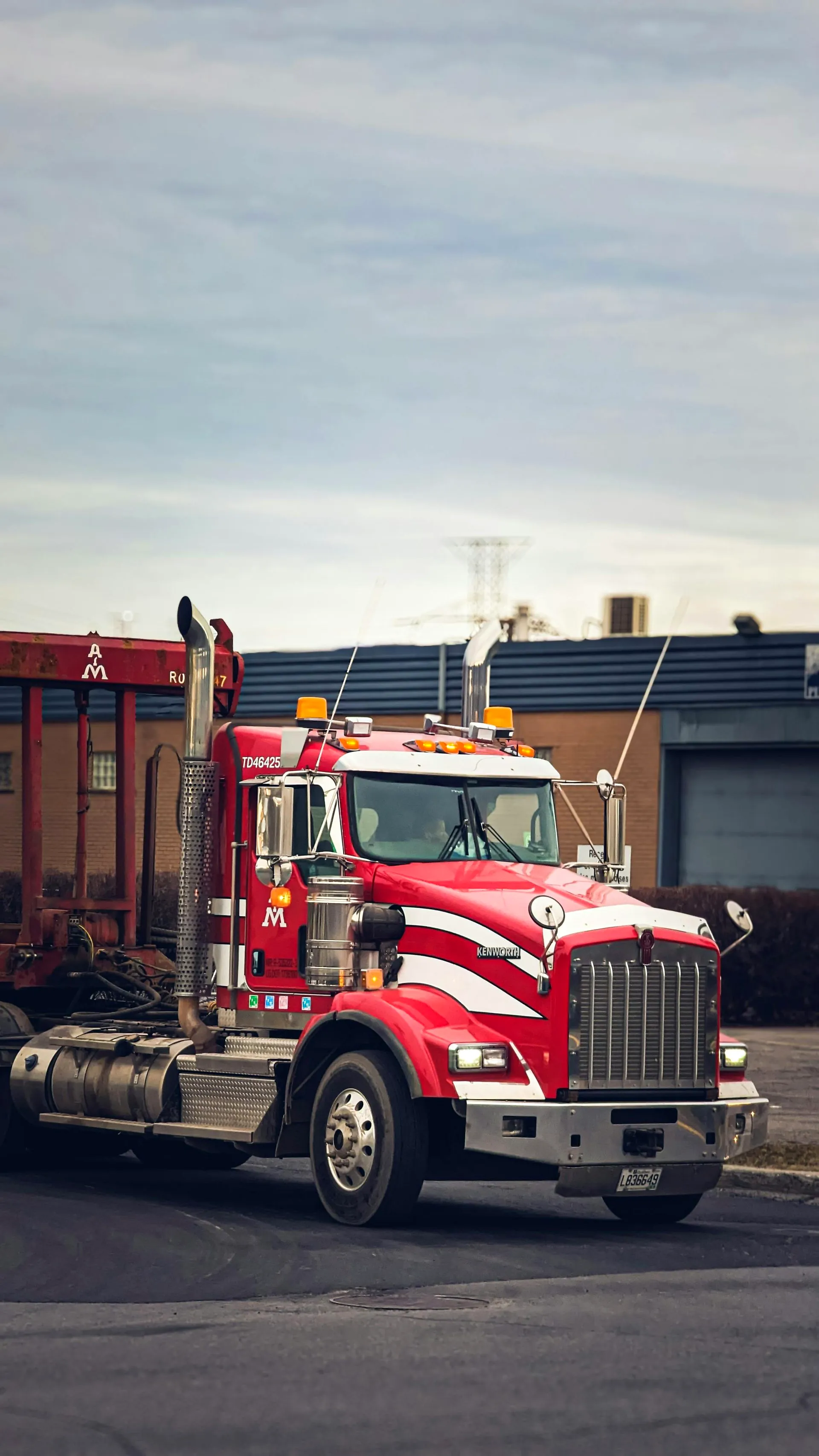 Kenworth T800 commercial truck financed by Trust Alliance Capital