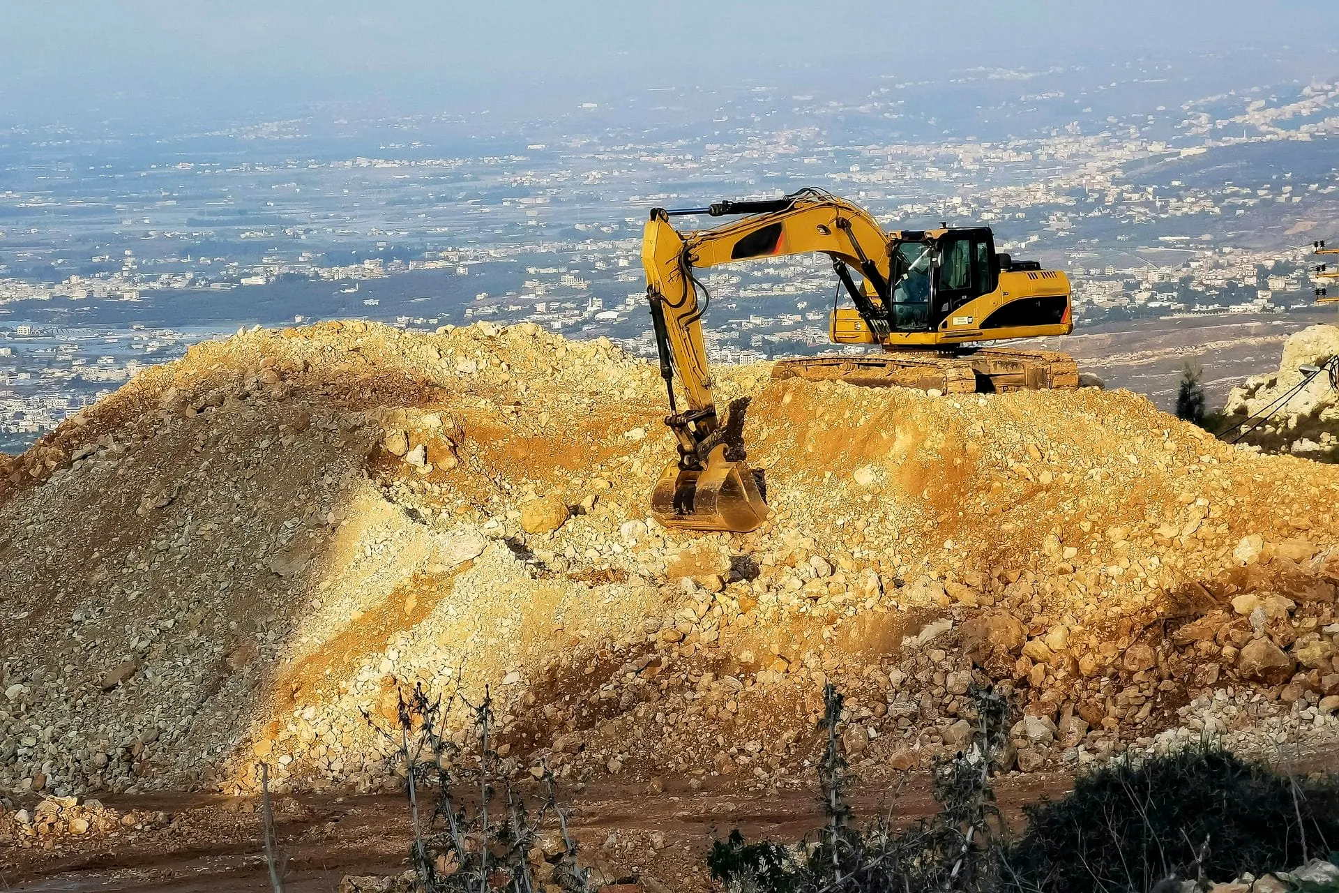 Komatsu excavator financed by Trust Alliance Capital